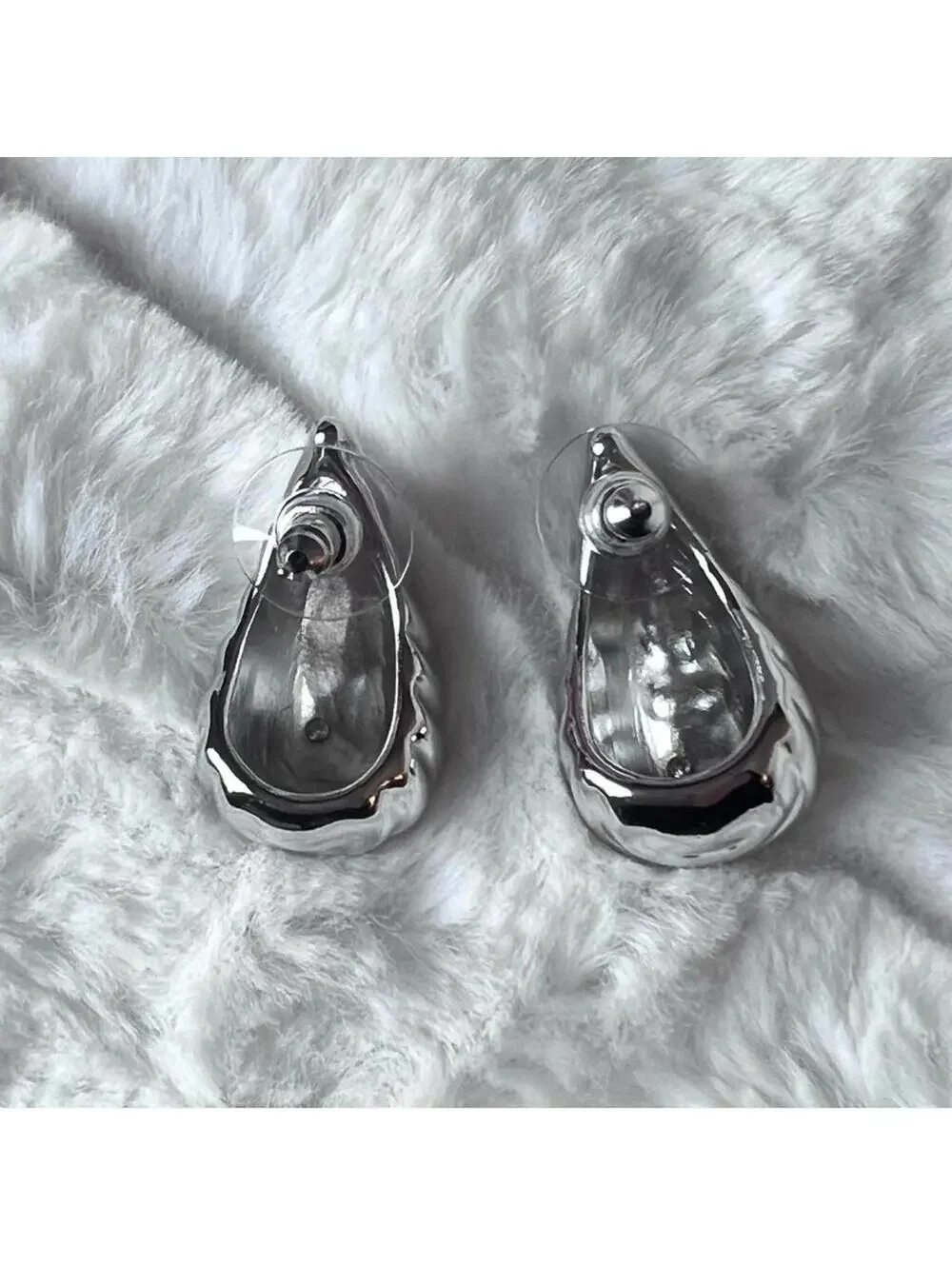 🆕 Chunky Silver Earrings Statement Tear Drop Croissant Crescent 80’s Mob Wife